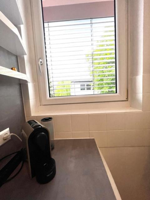 Ganze Ferienwohnung In Top Lage Mit Loggia Klagenfurt am Woerthersee Esterno foto