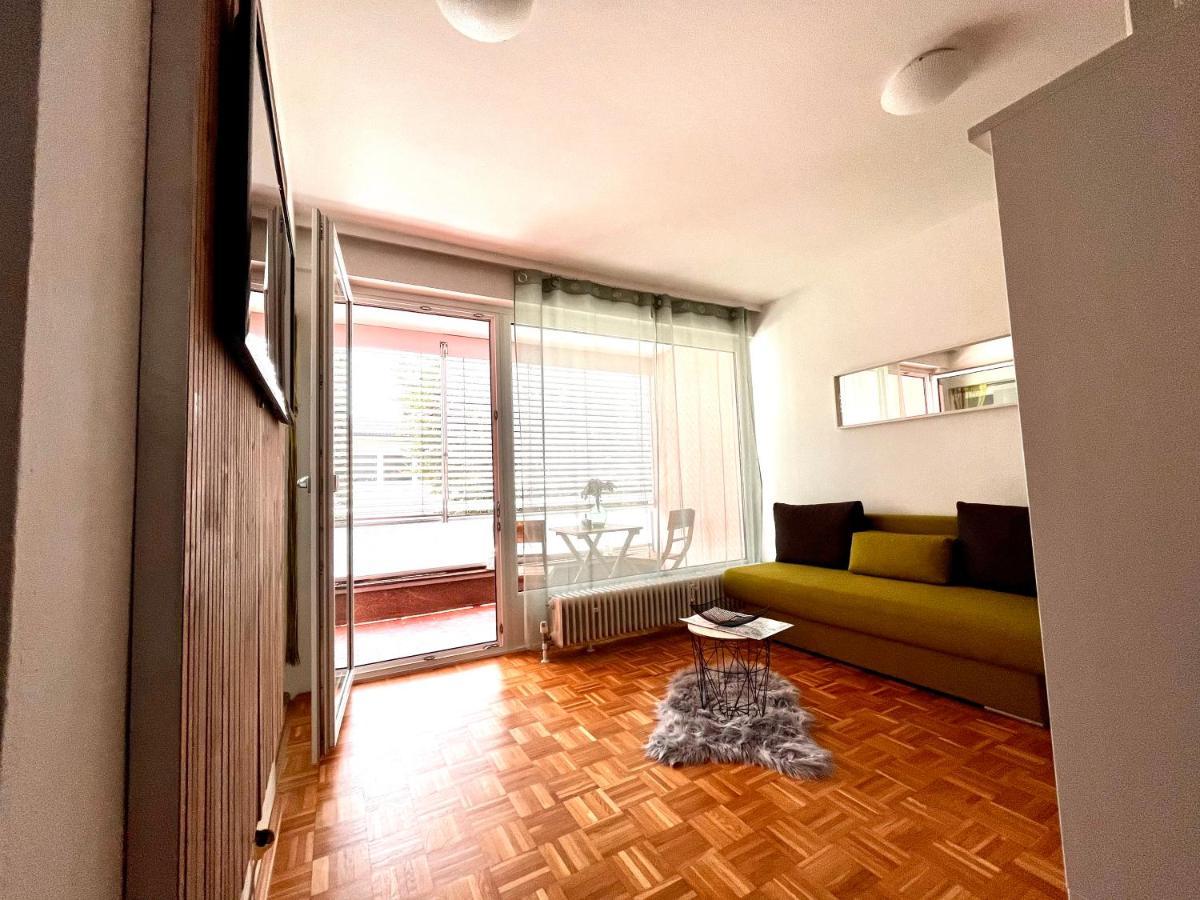 Ganze Ferienwohnung In Top Lage Mit Loggia Klagenfurt am Woerthersee Esterno foto
